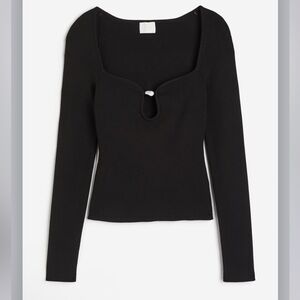 H&M Pearl Detail Top Size Small Never worn